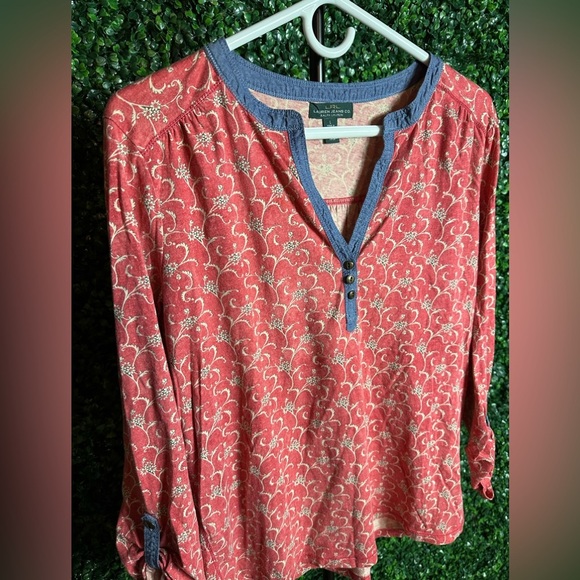 Women’s Lauren Ralph Lauren V-Neck Blouse - Picture 2 of 6